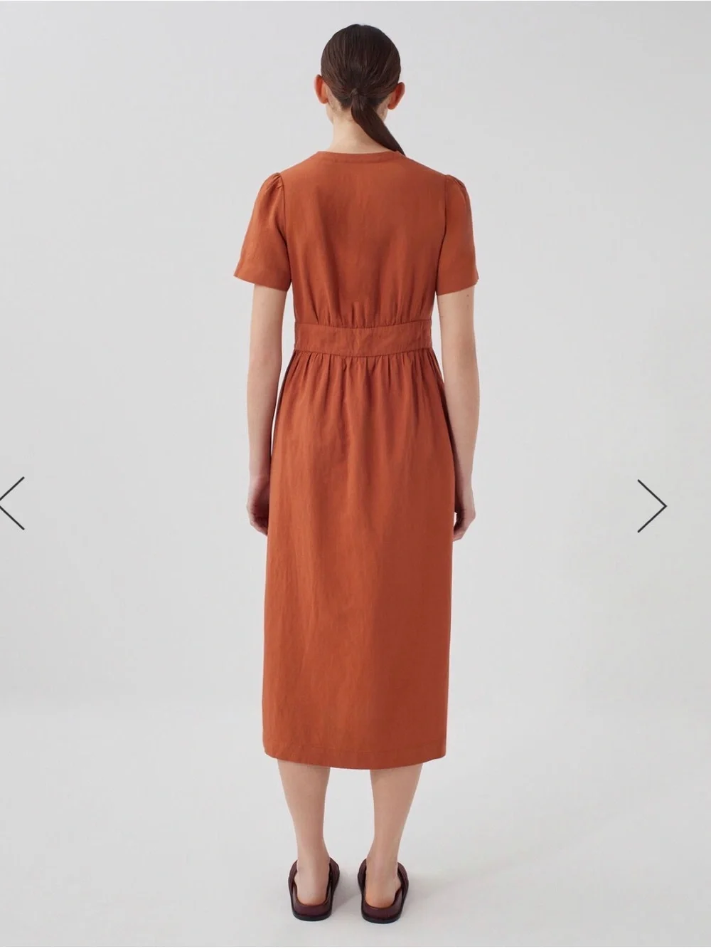 Comptoir des Cotonniers x Uniqlo Linen Blend Dress - Picture 4 of 9
